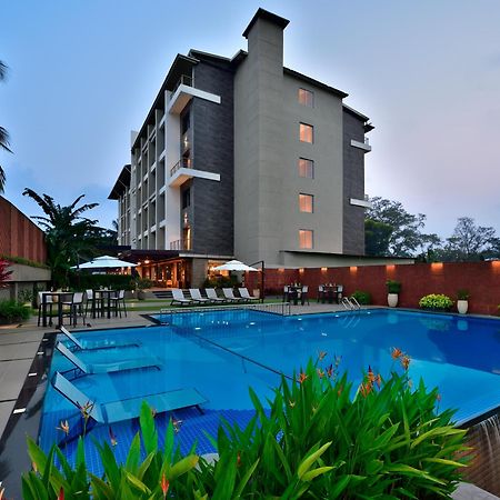 Citadines Arpora Nagoa Goa Hotel Exterior photo